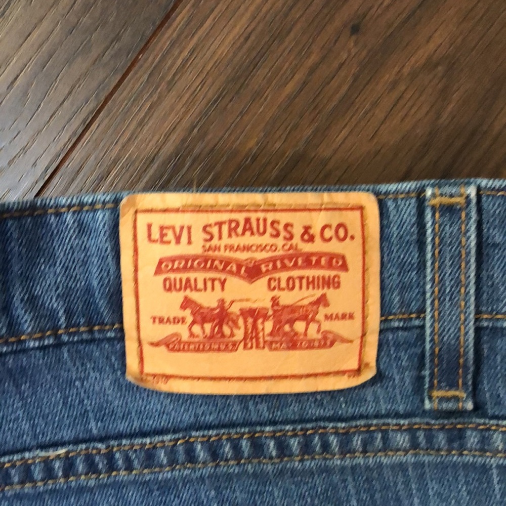NWOT Levi’s Denim Shorts - Picture 6 of 8